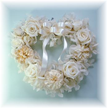 �v���U�[�u�h�t�����[�i�z���C�g�n�[�g���[�X�j�g��}